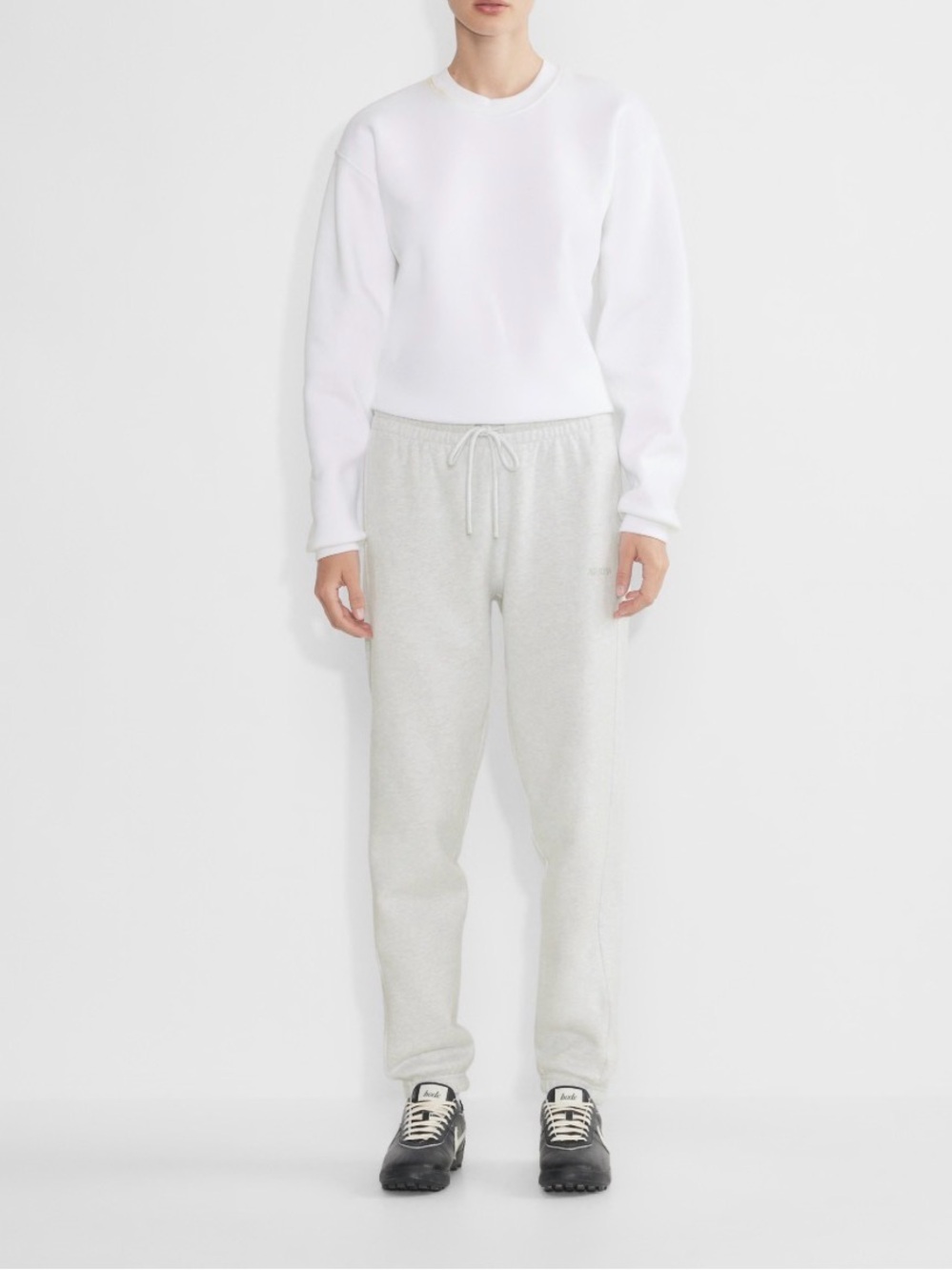 TNA Sweatfleece Boyfriend Fit Joggers - Picture 1 of 7